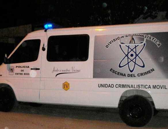 Mató a su ex pareja, a sus hijas y al concubino de la mujer