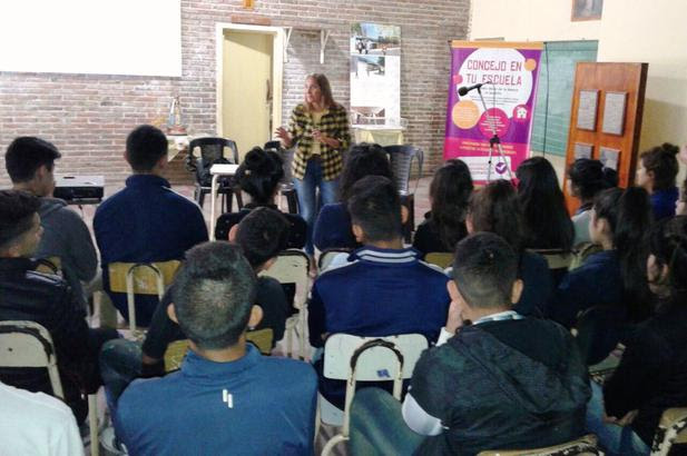 “El Concejo en Tu Escuela” estuvo presente en barrio Yapeyú