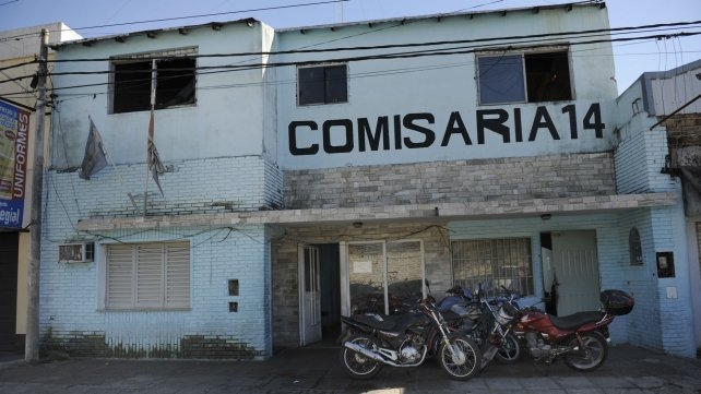 Sin papel para la denuncia: policías les pidieron un pendrive