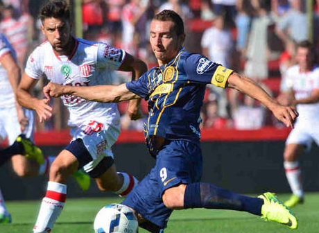 Unión derrotó 2 a 0 a Rosario Central en el 15 de Abril