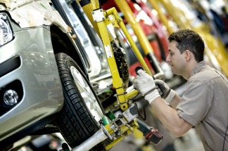 La producción automotriz creció por primera vez en 12 meses