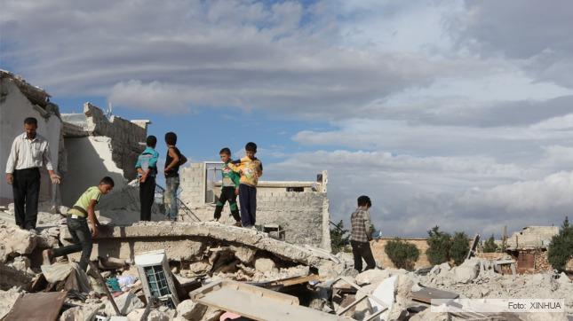 Continúan los bombardeos en los barrios rebeldes de Alepo