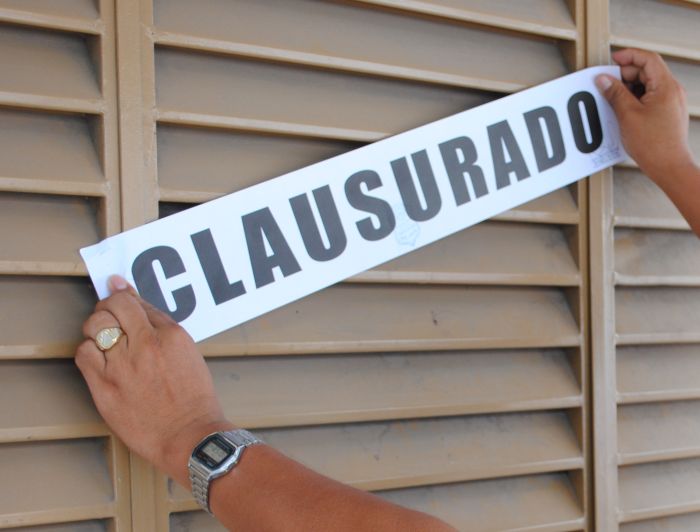 Piden un protocolo para comercios que estén fuera de regla