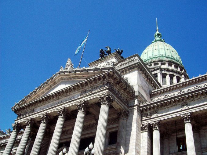 Congreso: Prorrogan las sesiones extraordinarias hasta el 2 de enero
