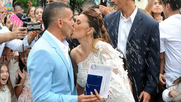SE CASARON CARLITOS TEVEZ Y VANESA MANSILLA