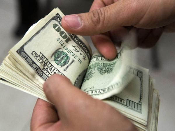 Se terminó el efecto del blanqueo y el dólar superó los 16 pesos