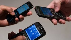 Se vendieron 285 celulares por hora en el mercado ilegal