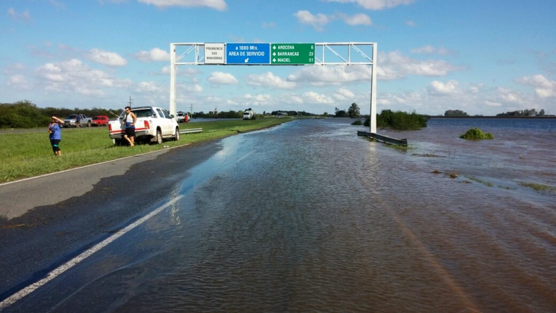 Continúan los cortes en varias rutas de la provincia