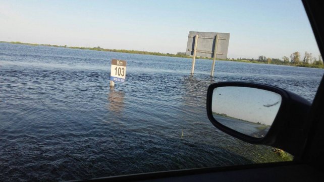 El río Salado superó los 6 metros en la Ruta 70 por las intensas lluvias