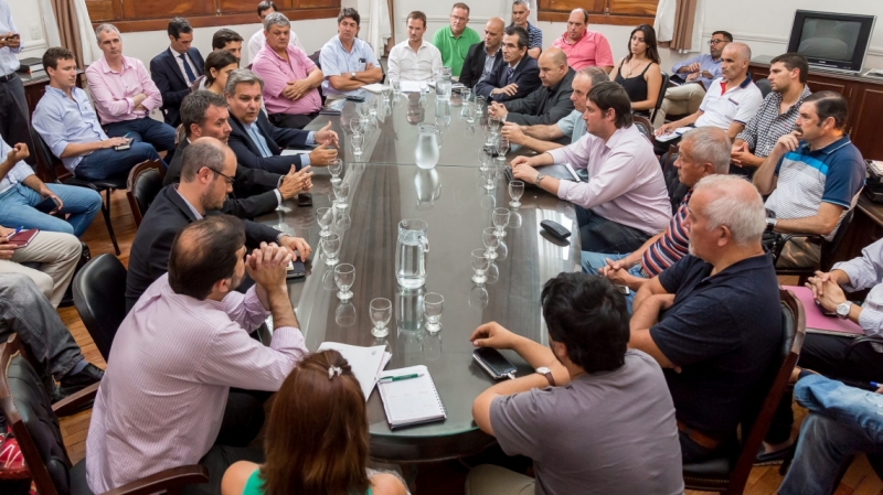 Reunión para regular la actividad nocturna en la provincia