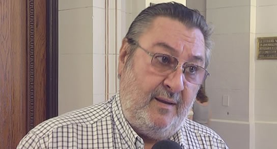 “Hay que hacer obras y regular las formas de producir”