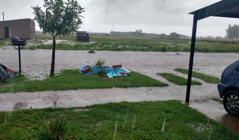 Se inundó el centro de evacuados de Arroyo Seco