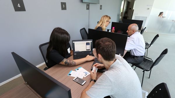 Uber refuerza su apuesta en la Argentina: abrirá cinco oficinas en 2017