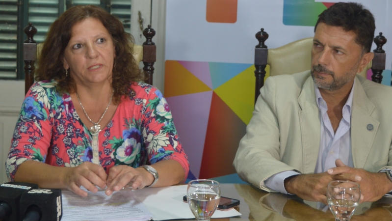 Campaña contra la comercialización ilegal de fármacos