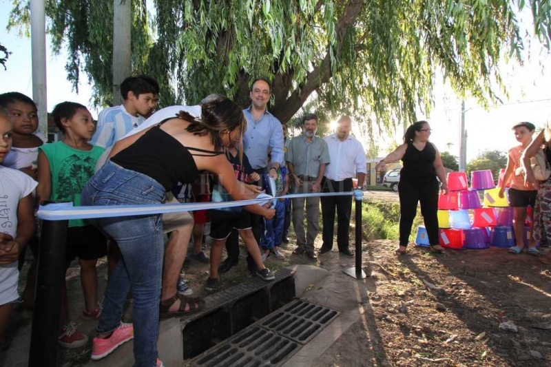 Quedó inaugurado el desagüe Marcial Candioti