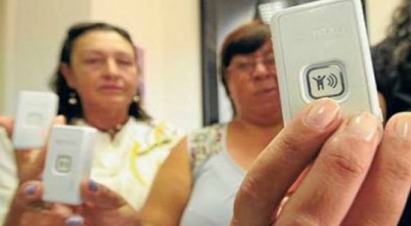 Se incorporaron 100 botones de pánico para mujeres