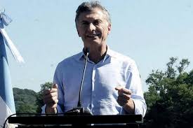 Mauricio Macri entrega viviendas en Santa Fe