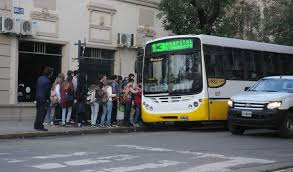 Comenzó a aplicarse el aumento en las tarifas de colectivos