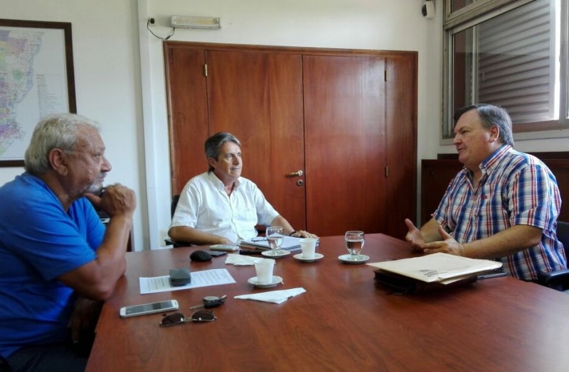 Reunión entre el ministro Garibay y el senador Michlig