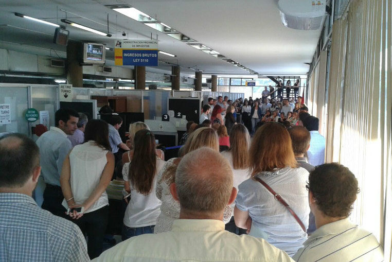  API en estado de alerta y asamblea por 24hs