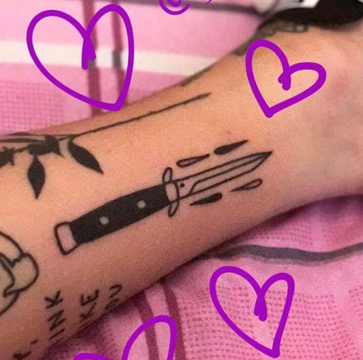 EL SANGRIENTO TATUAJE DE CANDE TINELLI