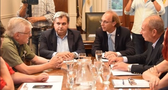 Primer encuentro paritario del Gobierno con UPCN y ATE