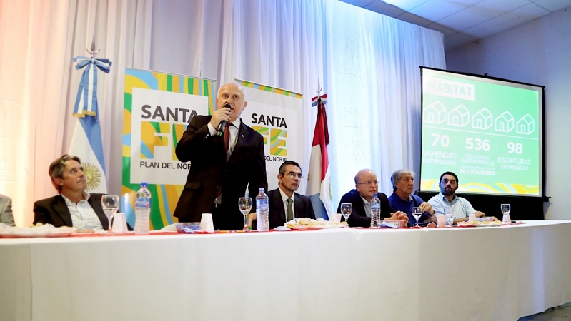 Lifschitz presentó en Vera los avances del primer año del Plan del Norte