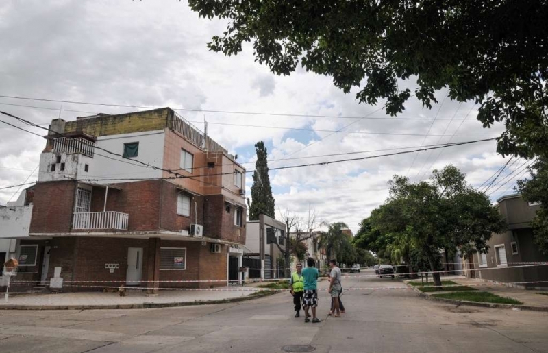 Peligro de derrumbe en un edificio de barrio Roma