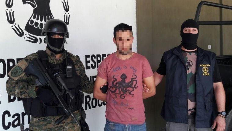 Detienen a policía procesado por el ataque a la casa de Bonfatti