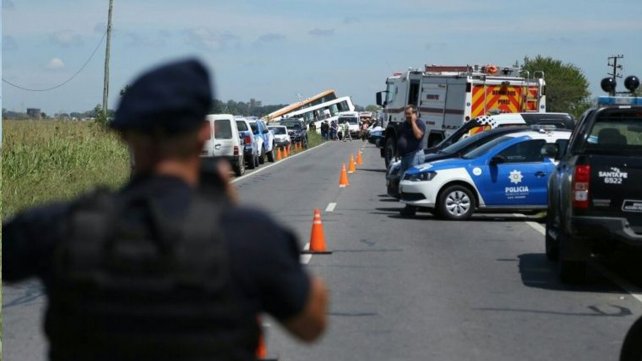 El gobierno provincial dispuso un día de duelo por el accidente en la Ruta Nacional 33