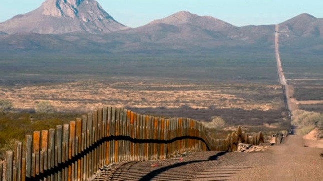 Trump recortará fondos de la Guardia Costera para construir el muro
