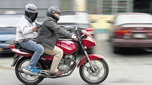 El Gobierno oficializó las nuevas reglas para circular en moto