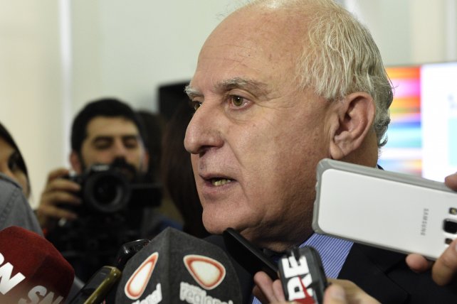 Lifschitz decretó el tratamiento en extraordinarias