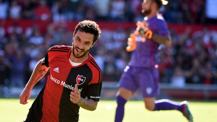 CON EL MEJOR SCOCCO NEWELL'S VENCIÓ 3 A 0 A VELEZ