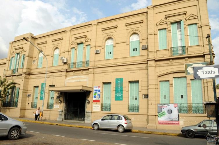 Asaltan y agreden a un repartidor de helado
