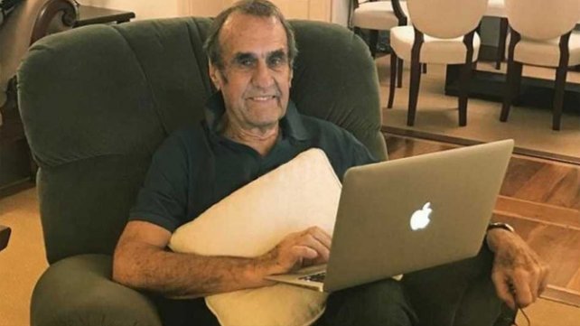 Reutemann volvió al país tras operarse en EE.UU.