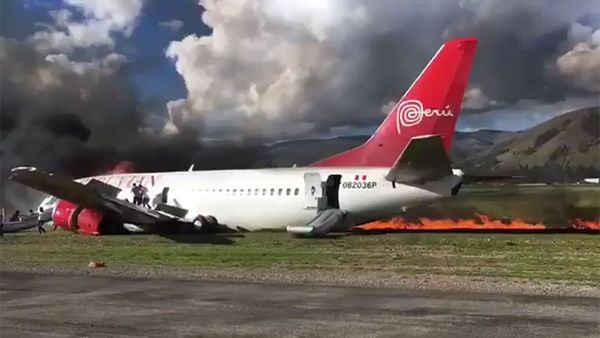 Un avión de Peruvian Airlines se incendió al aterrizar 