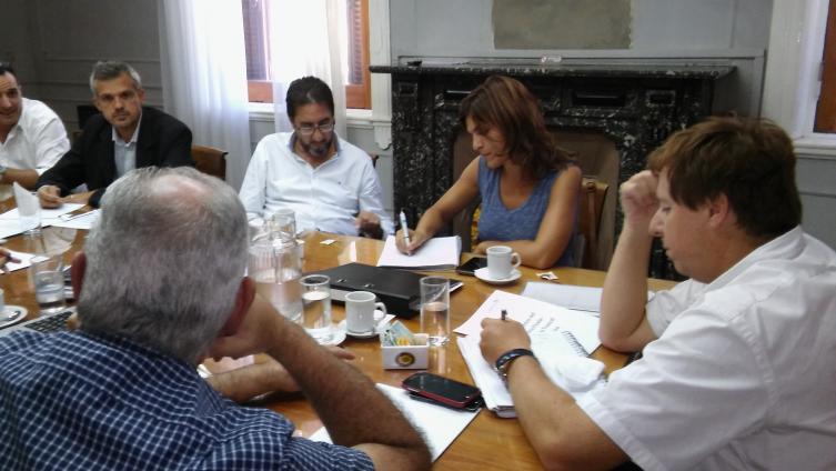 Santa Fe avanza hacia su propia Ley de Puertos