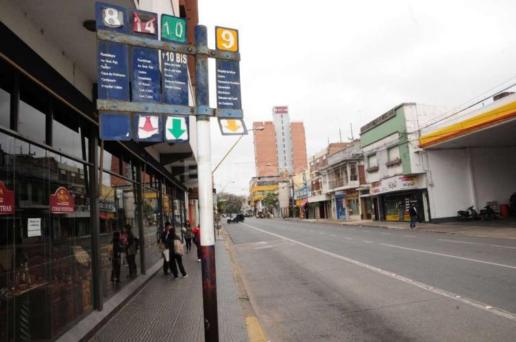 “Los trabajadores estamos pagando el ajuste”