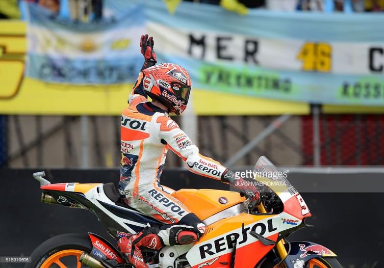 MOTO GP EN TERMAS DE RÍO HONDO: MARC MÁRQUEZ SE QUEDÓ CON LA POLE Y HOY DOMINGO LARGA PRIMERO