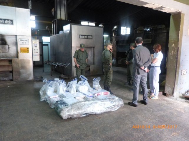 Incineraron 500 kilos de drogas en el horno del cementerio santafesino