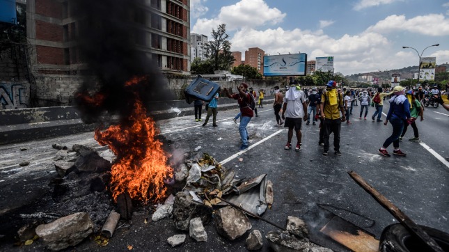 Volvieron a reprimir una protesta opositora que reclamaba elecciones