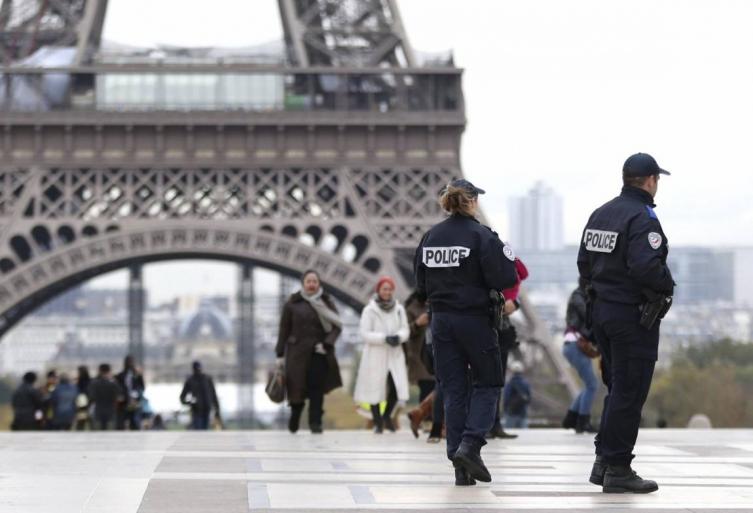 Francia: Detuvieron a dos sospechosos de planear un atentado