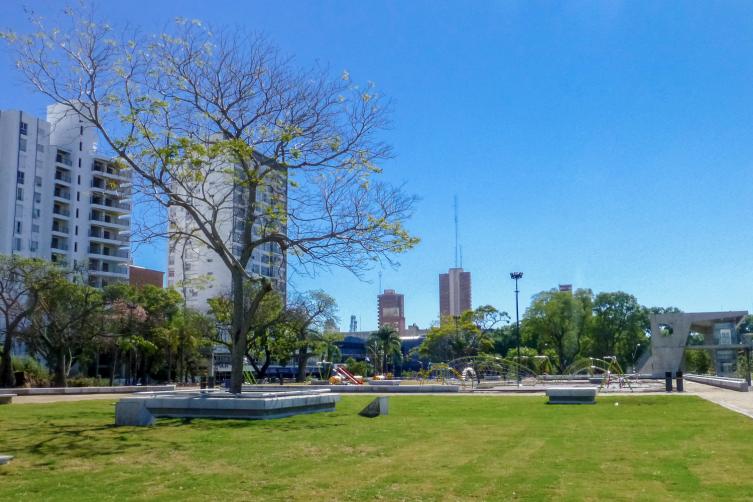 Con una fiesta popular, se inaugura la nueva Plaza Alberdi