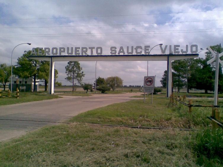 El Aeropuerto de Sauce Viejo cerraría en junio