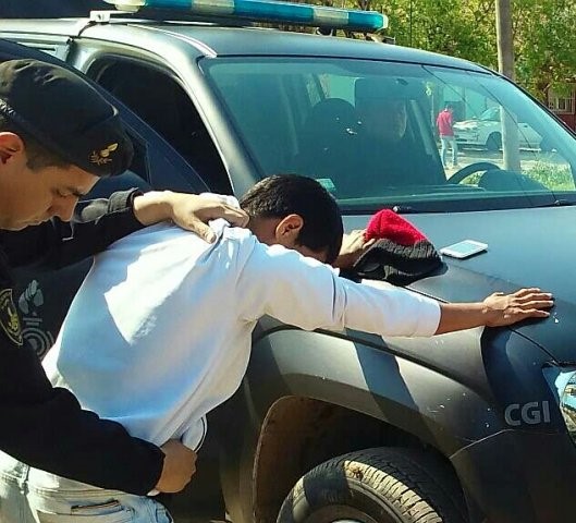 Roció a su ex y a sus hijos con nafta y prendió fuego la casa