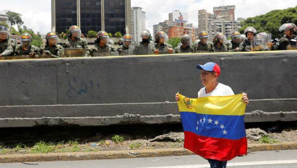 Embajadora de EE.UU. en la ONU exige a Maduro respetar la Constitución y 