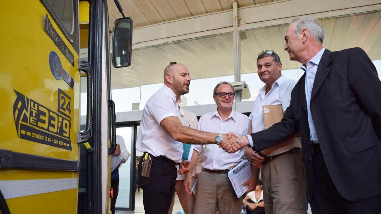 Intensifica los controles en el transporte interurbano de pasajeros