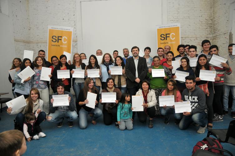 Escuelas de Trabajo, apuesta por emprendedores locales