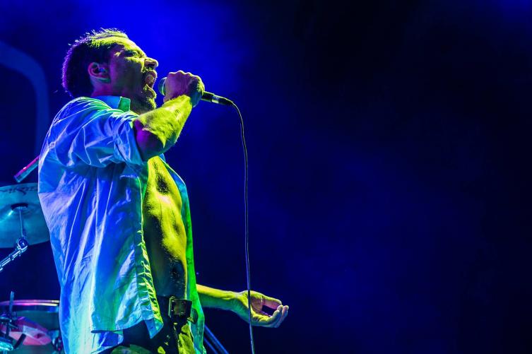 Carneviva enciende el fuego del Festival de Otoño 